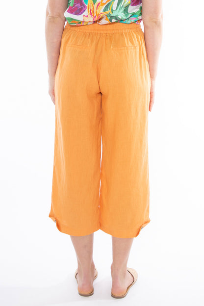 Women's 3/4 Pleat Detail Pant in Orange