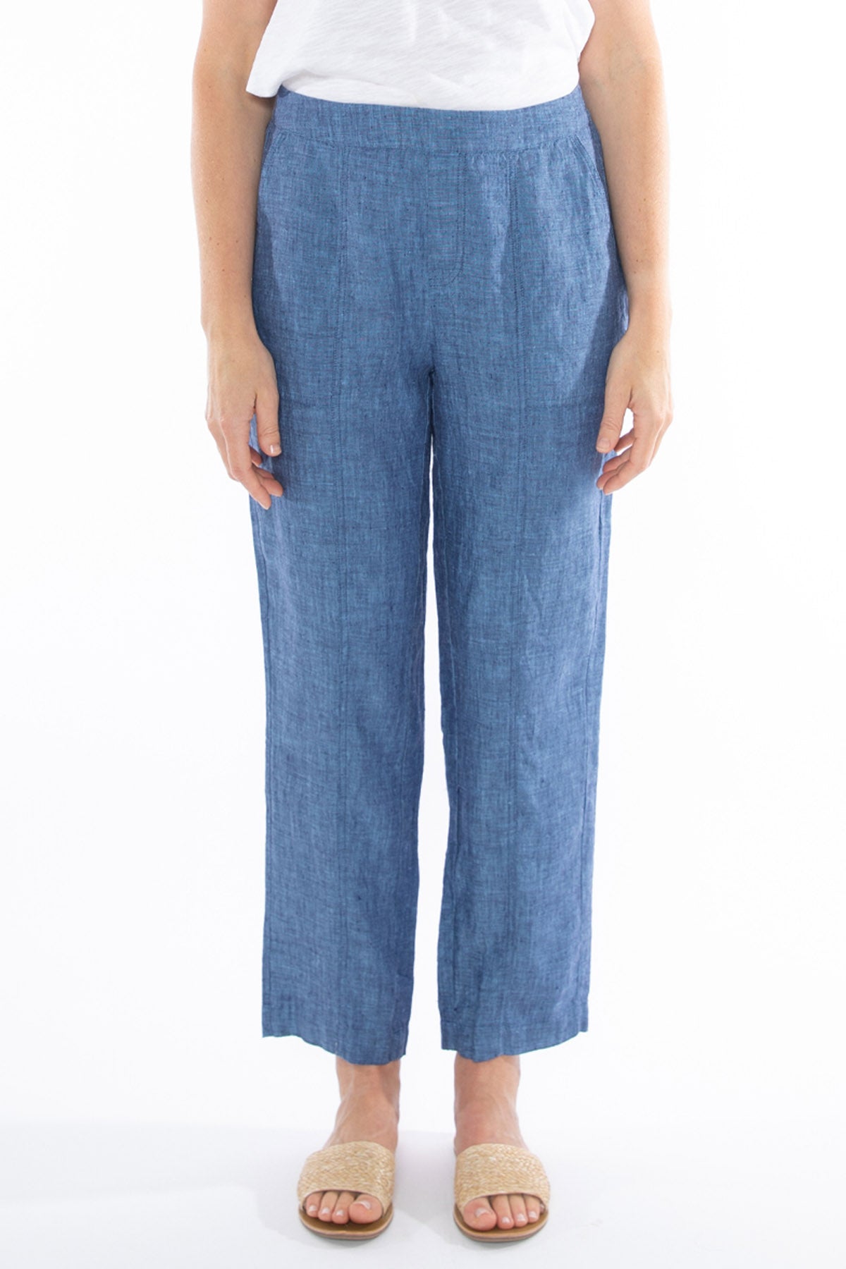 Women's 7/8 Linen Pant in Blue