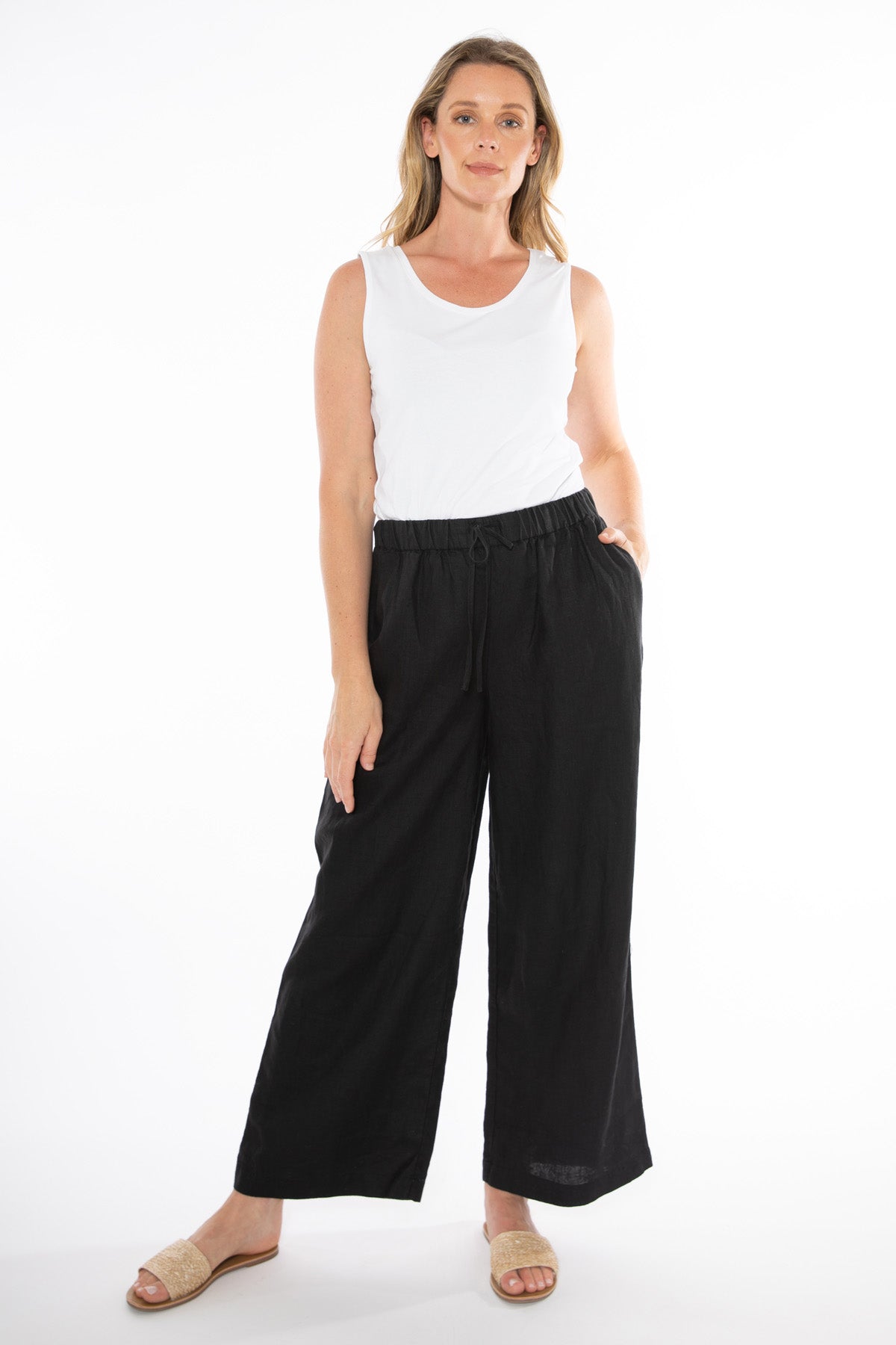 Women's Wide Leg Linen Pant in Black