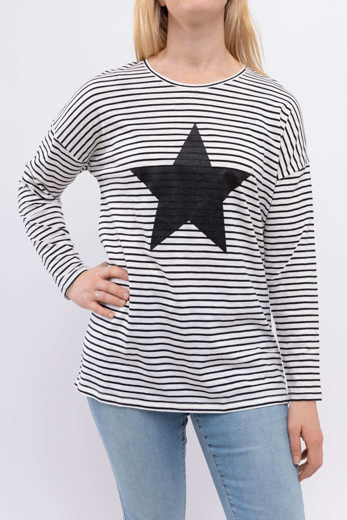 Long Sleeve Star Stripe Tee Cream/Black